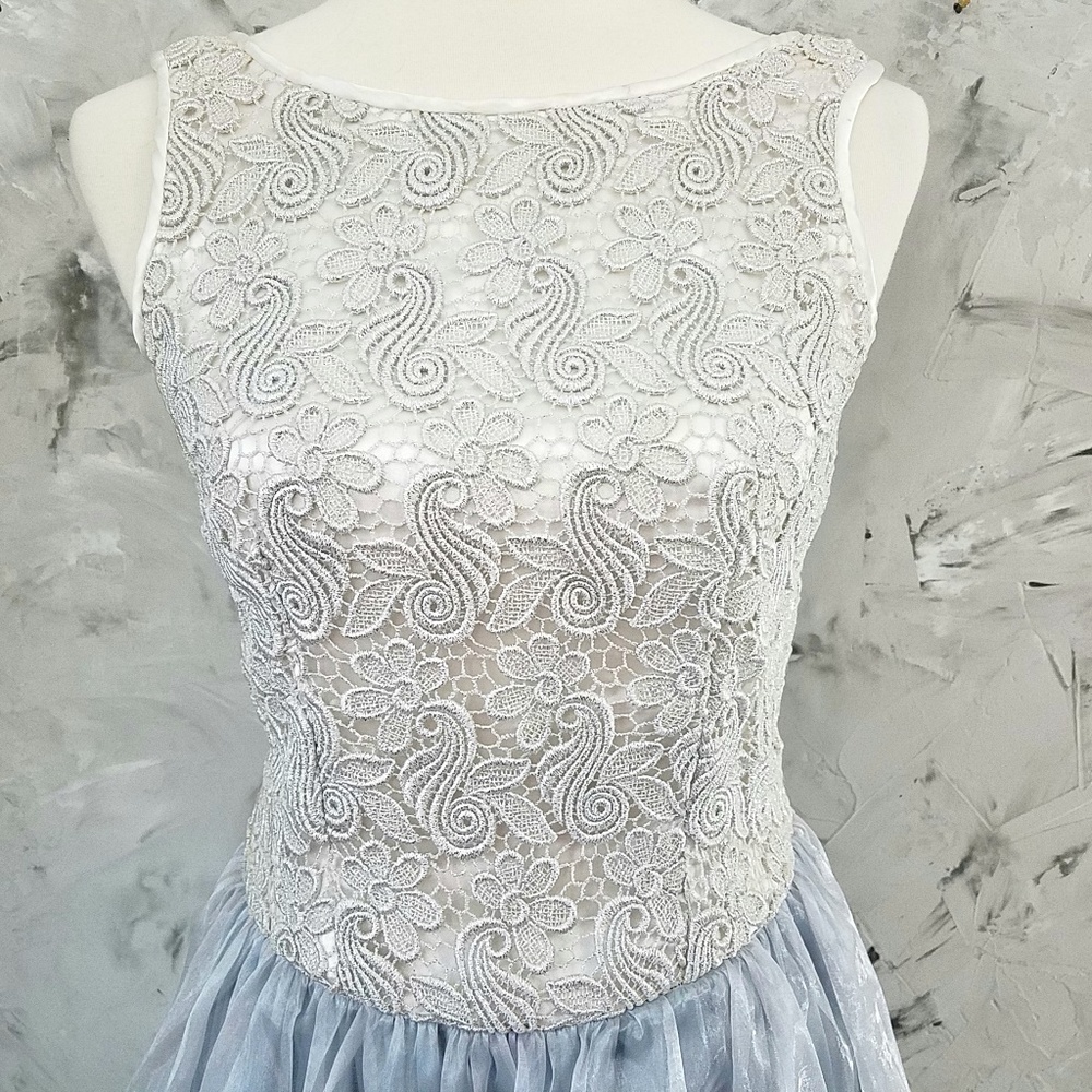 VINTAGE Blue & Silver Ball Prom Evening Party Gown - Picture 3 of 8